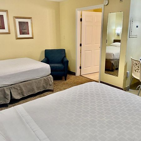 Suburban Studios Fort Myers Cape Coral Eksteriør billede