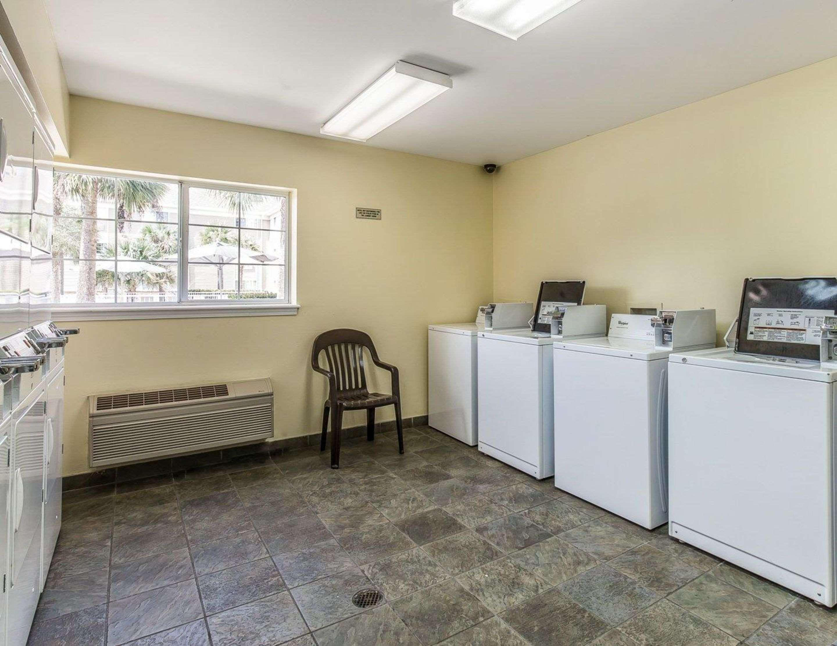 Suburban Studios Fort Myers Cape Coral Eksteriør billede
